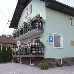  Privatunterkunft Sres